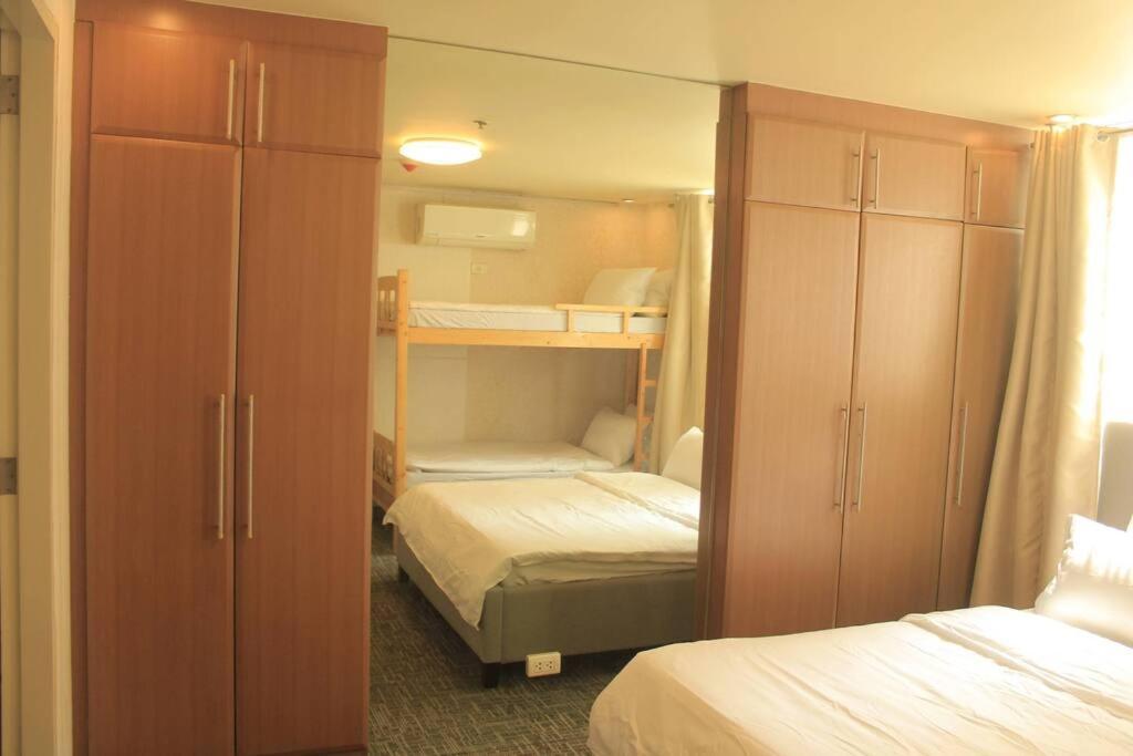 A2J Luxury 1Br Balcony Suite Near Venice Mall Bgc Маніла Екстер'єр фото